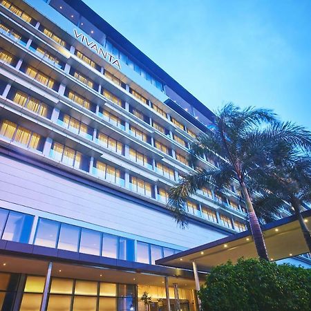 วิวันทา โกลกาตา อีเอ็ม บายพาส Hotel ภายนอก รูปภาพ The hotel's facade