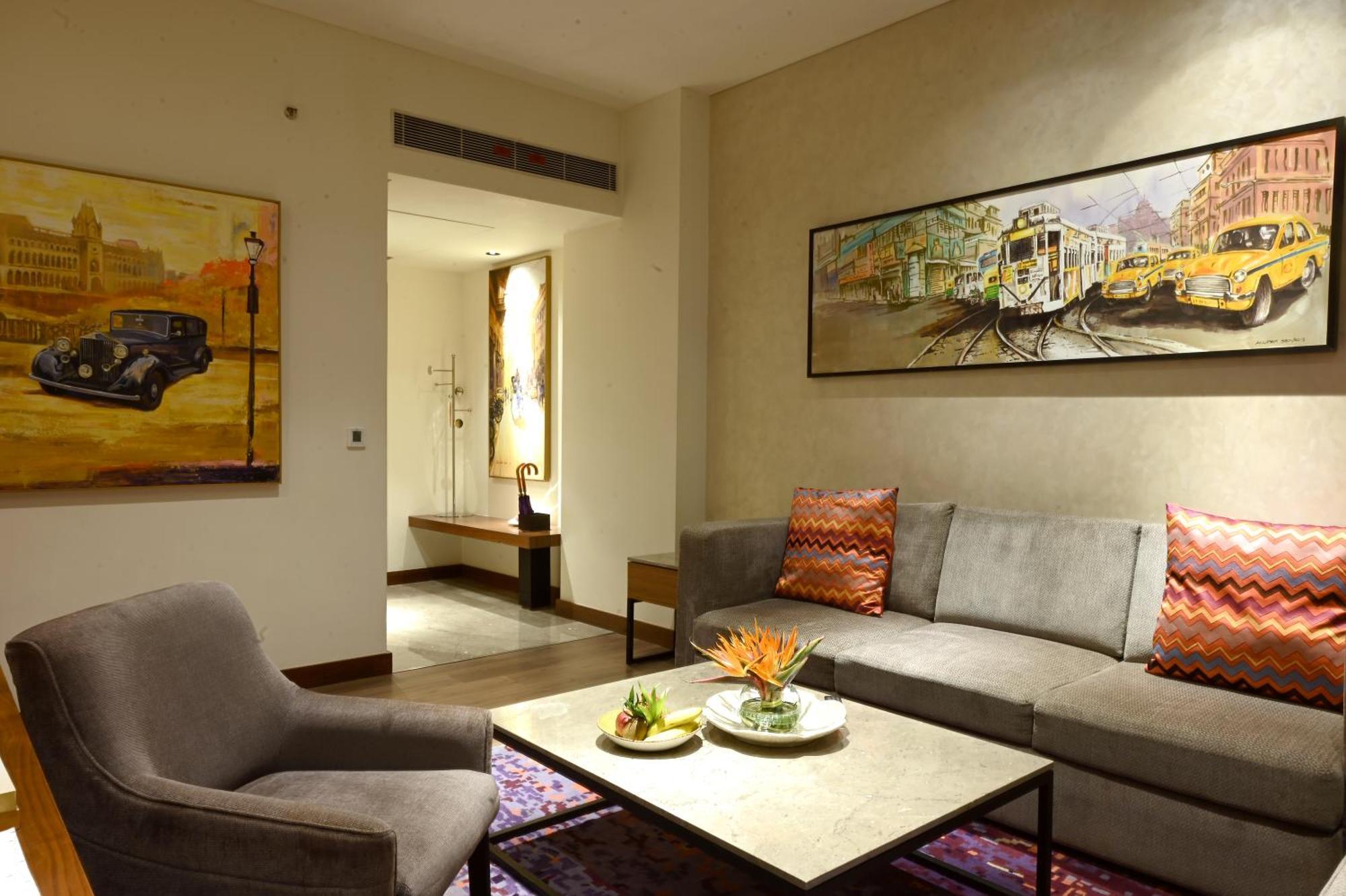 วิวันทา โกลกาตา อีเอ็ม บายพาส Hotel ภายนอก รูปภาพ A living room at the hotel