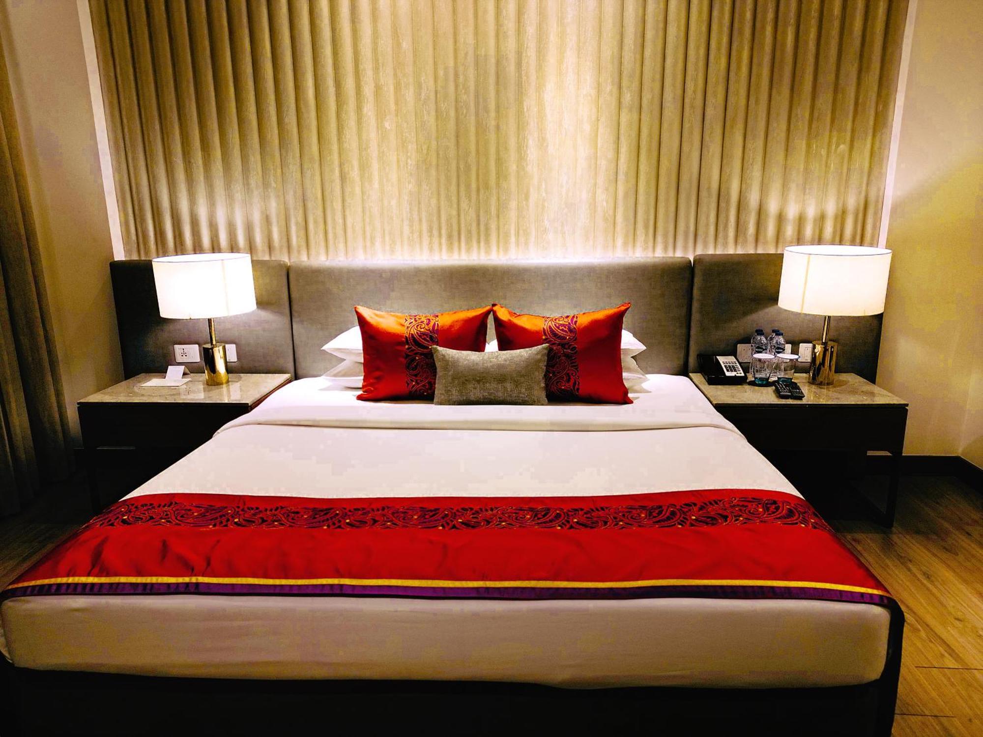 วิวันทา โกลกาตา อีเอ็ม บายพาส Hotel ภายนอก รูปภาพ A bed runner