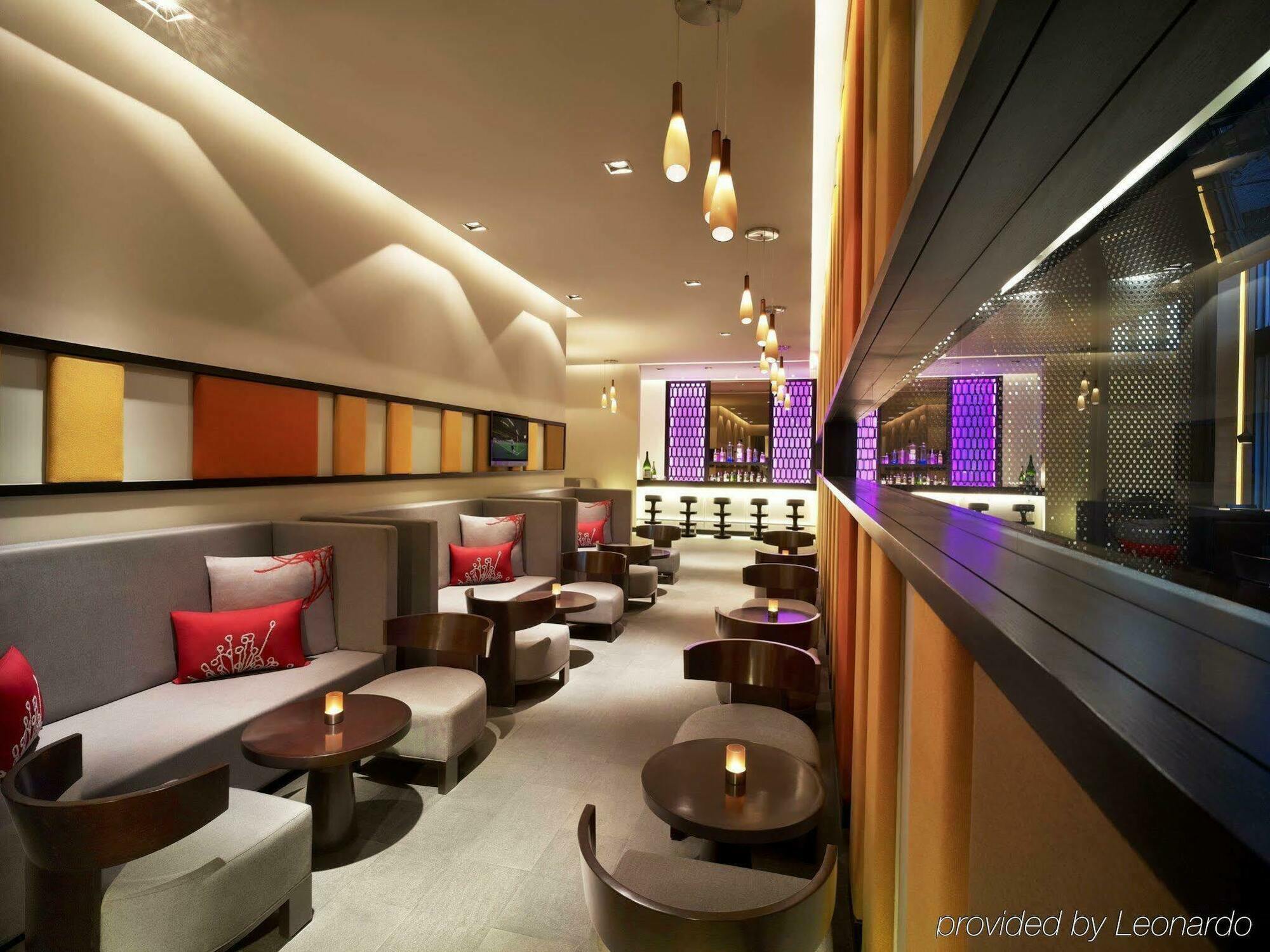 วิวันทา โกลกาตา อีเอ็ม บายพาส Hotel ภายนอก รูปภาพ The lounge at the airport